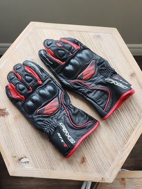 Five RFX-4 Black & Red  Motorcycle Gloves